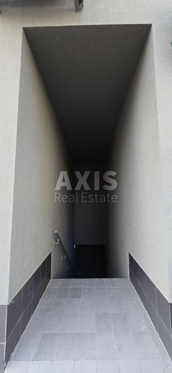 Объект сервиса ул. Александра Олеся 10, 81м2596941