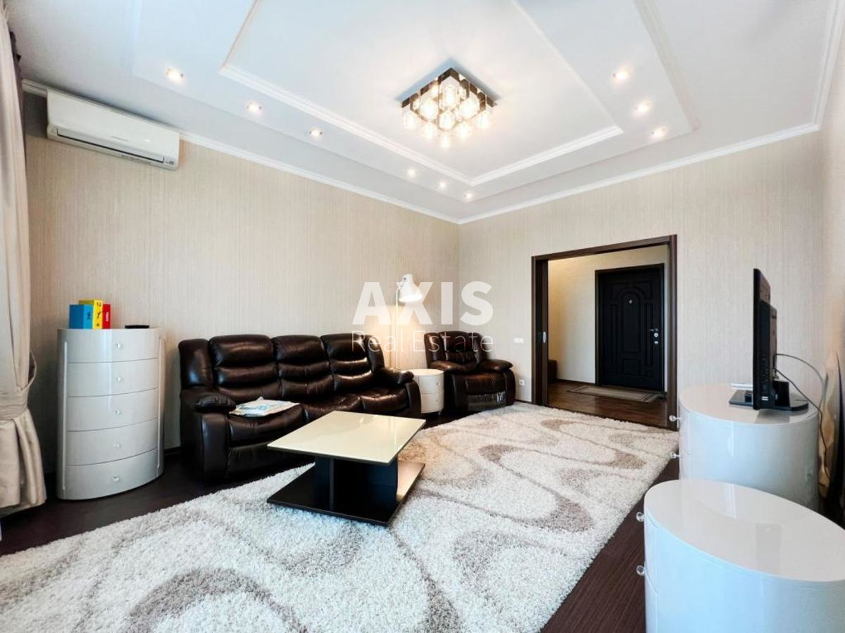 2k apartment vul. Zvirynec'ka 595
