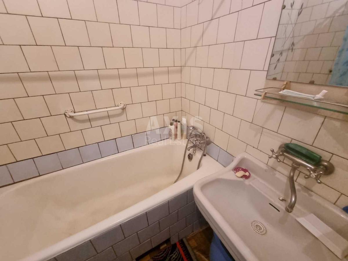3k apartment vul. Orlyka Pylypa 22/210