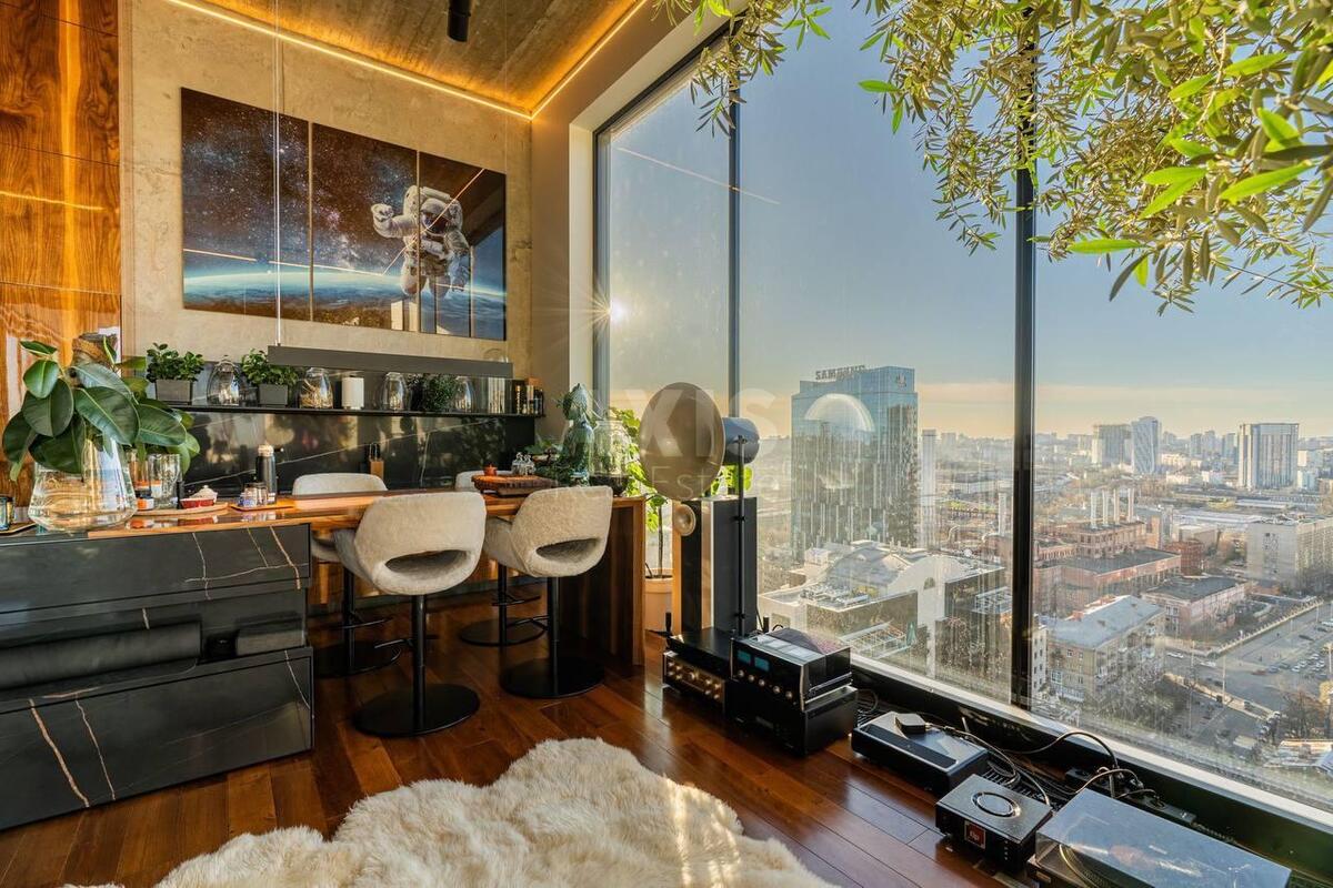 5k apartment vul. Pan'kivs'ka 20/820