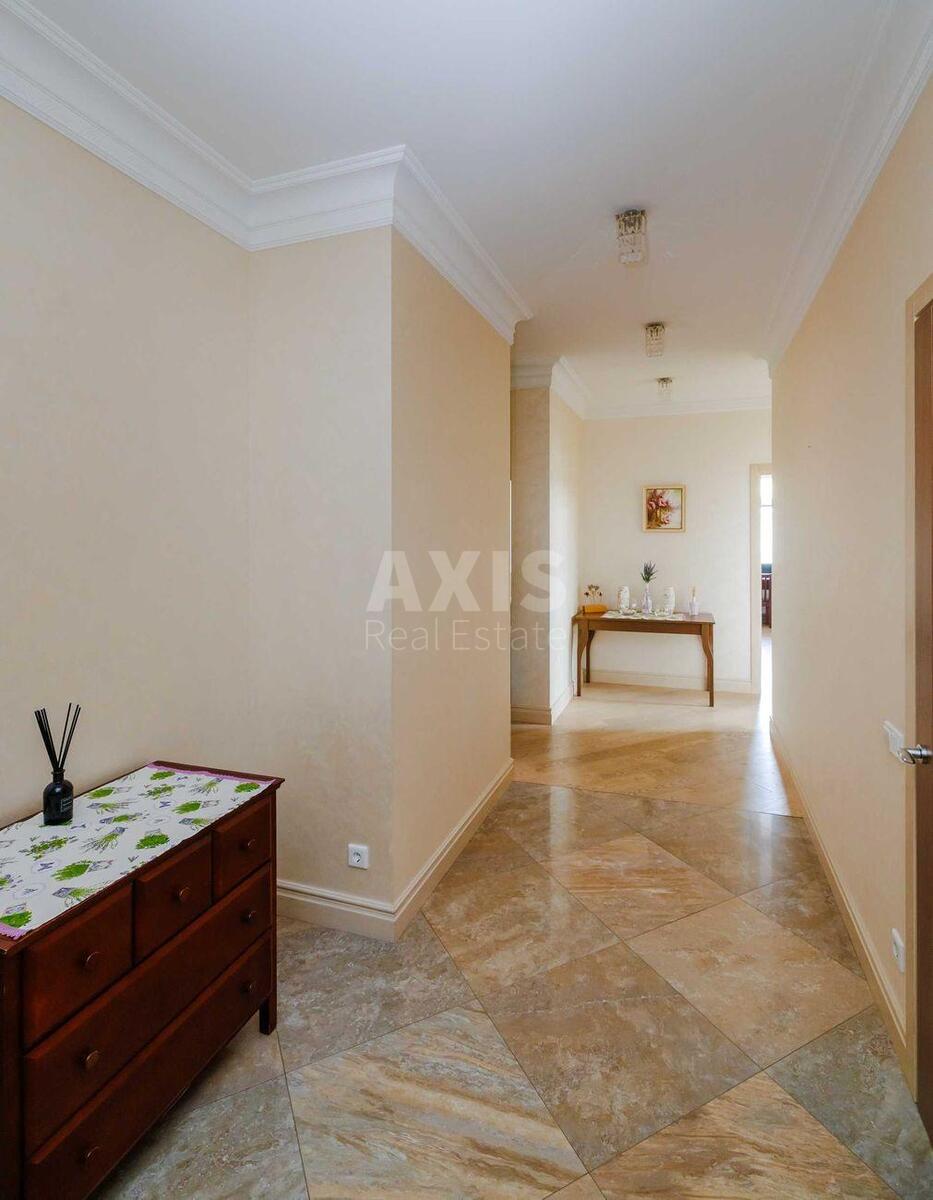 3k apartment vul. Jevgena Konoval'cja 36В7