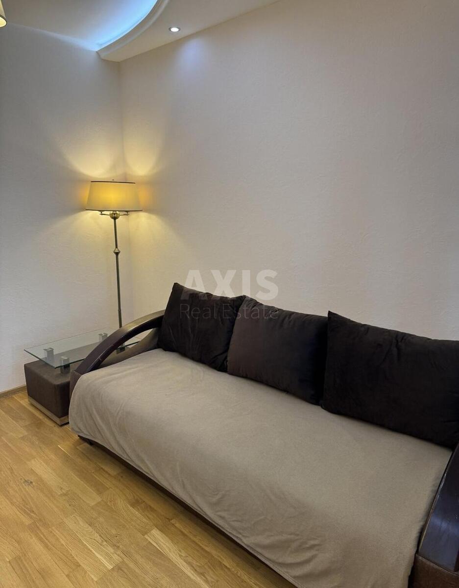 1k apartment vul. Bogdanivs'ka 7А574893