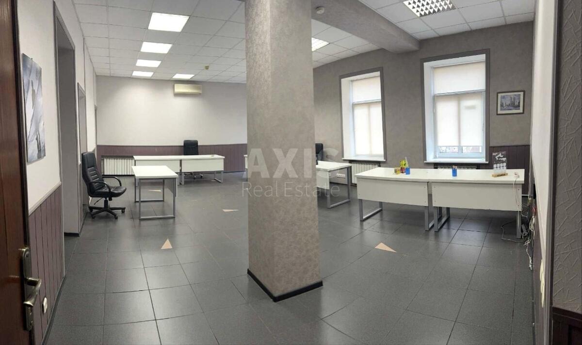 Office vul. Rustaveli Shota 8, 114m21