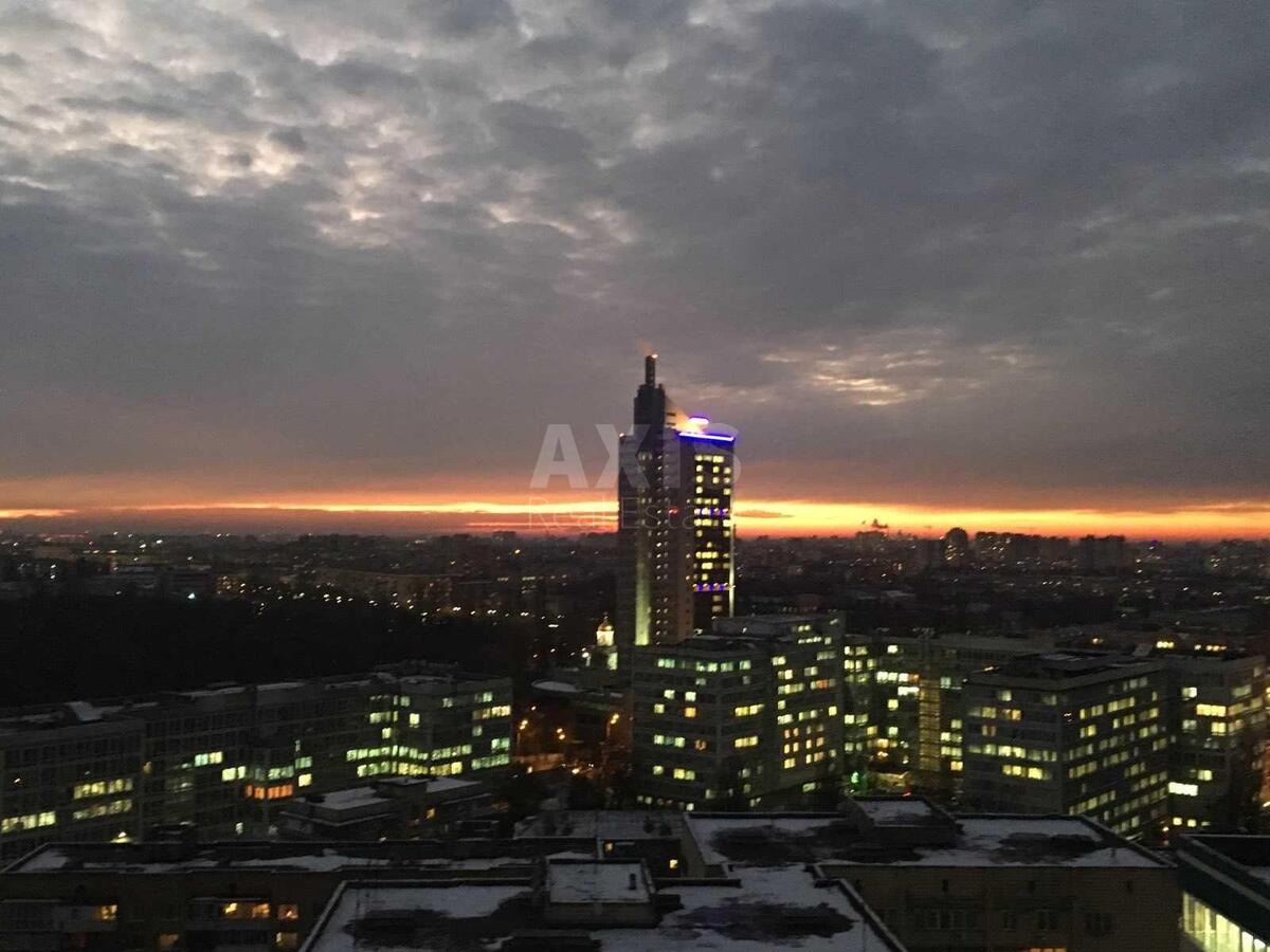 Office vul. Lypkivs'kogo Vasylja Mytropolyta 37В, 71m2594708