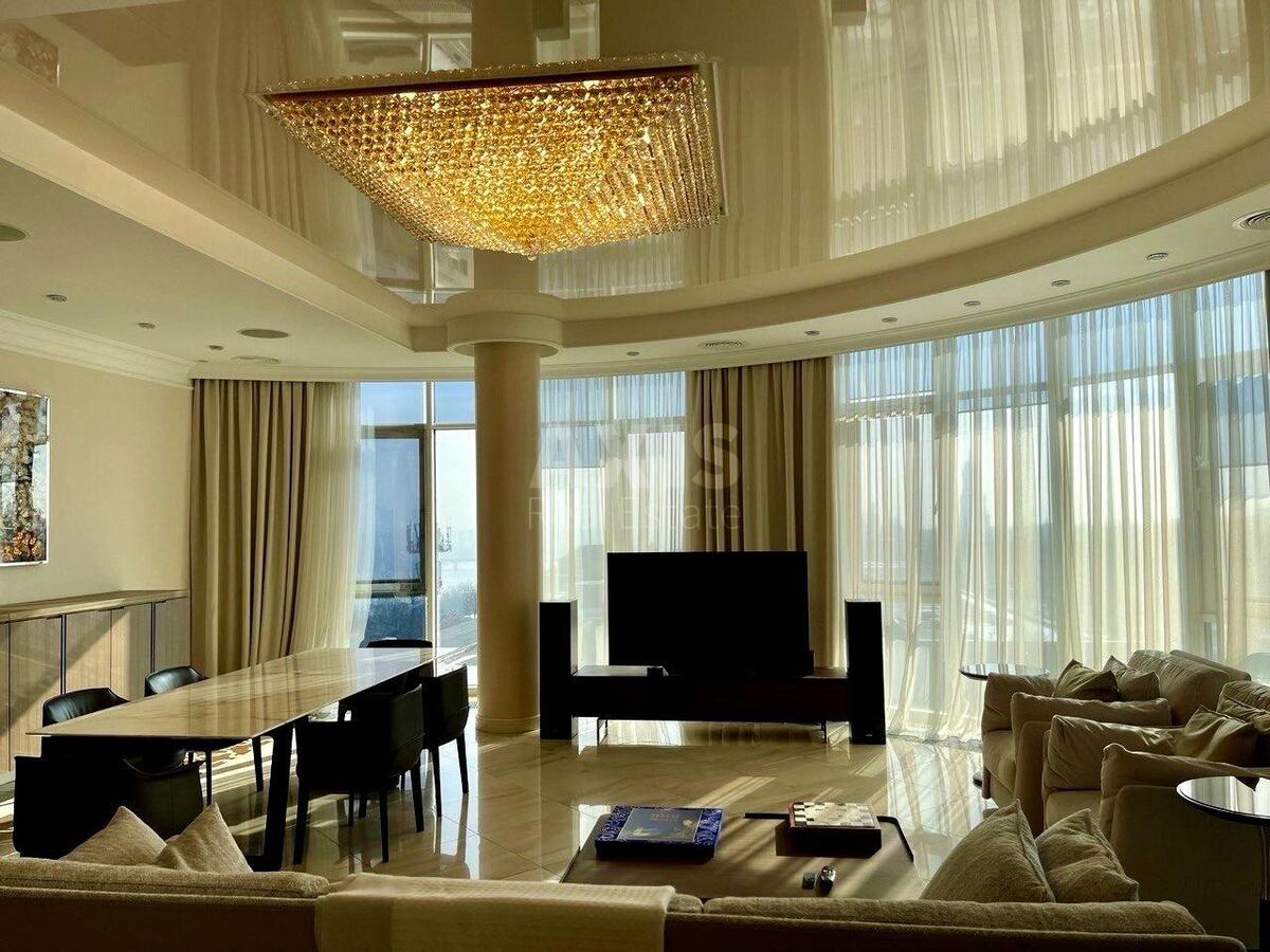 4k apartment vul. Mazepy Ivana 11Б595133