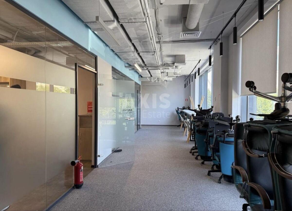 Office vul. Gajdara 58/10, 728m2634369