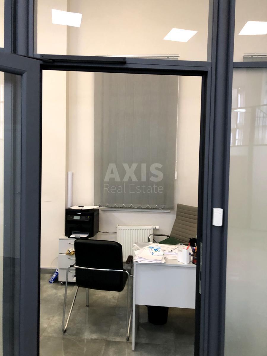 Office pr-t Bazhana Mykoly 17, 200m2593161