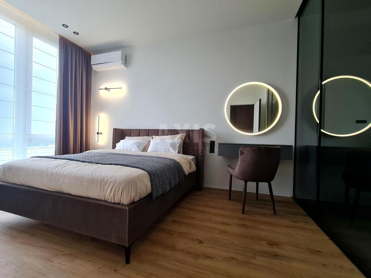 1k apartment vul. Degtjarivs'ka 17593373