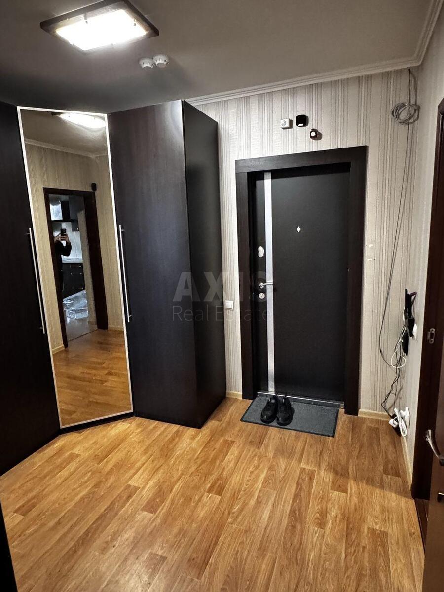 1k apartment vul. Rusovoi' Sofii' 1Б8