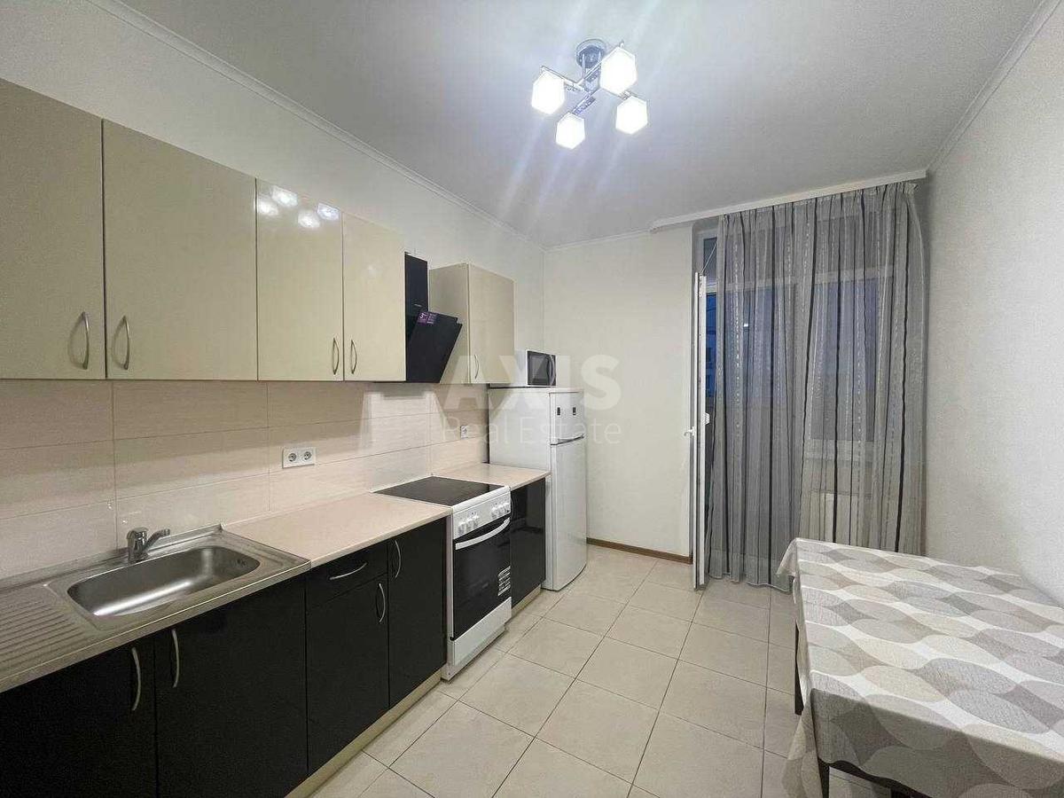 1k apartment vul. Oleny Pchilky 3