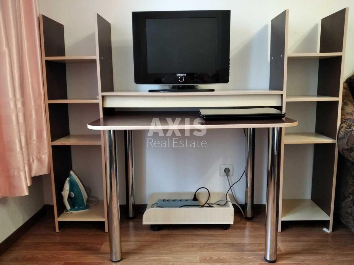 1k apartment vul. Rusovoi' Sofii' 74