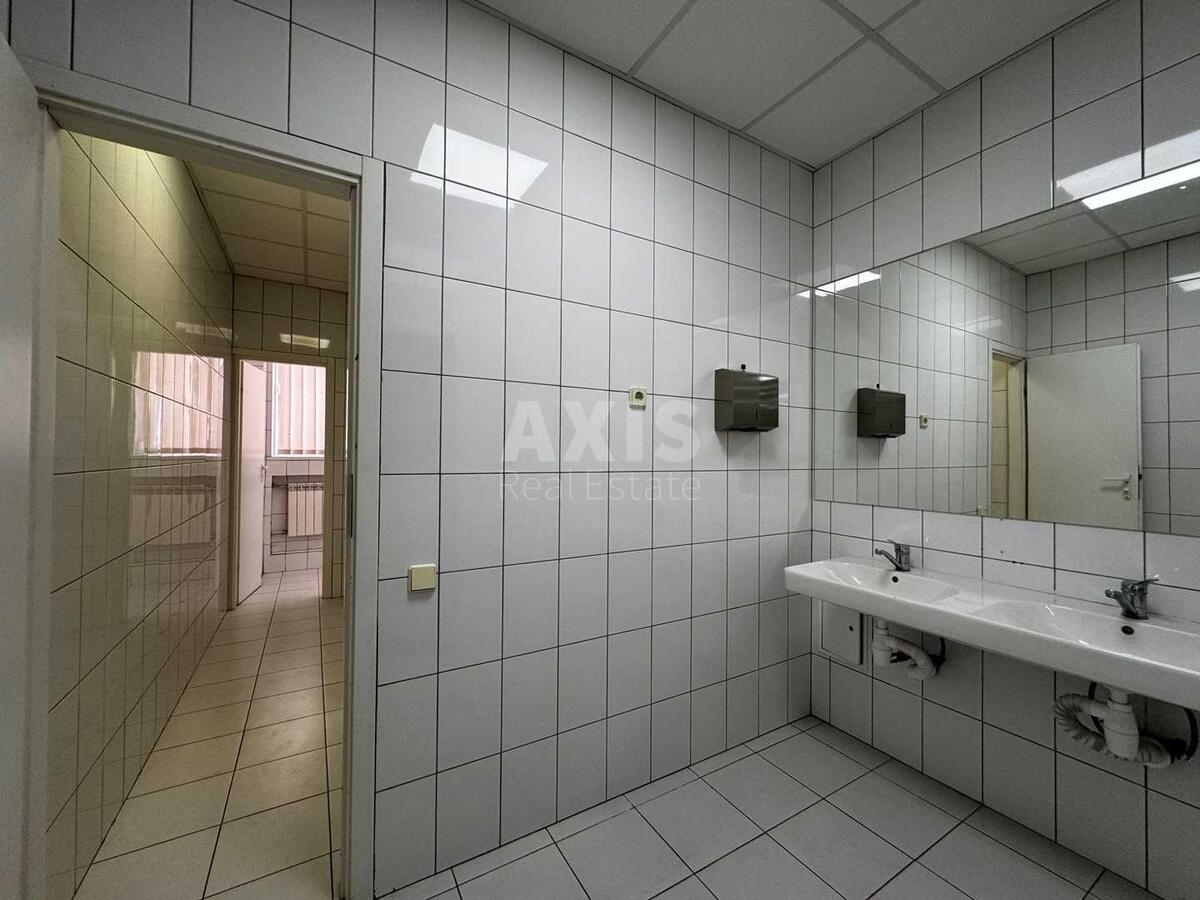 Office vul. Geroi'v Kosmosu 4, 1203m2629667