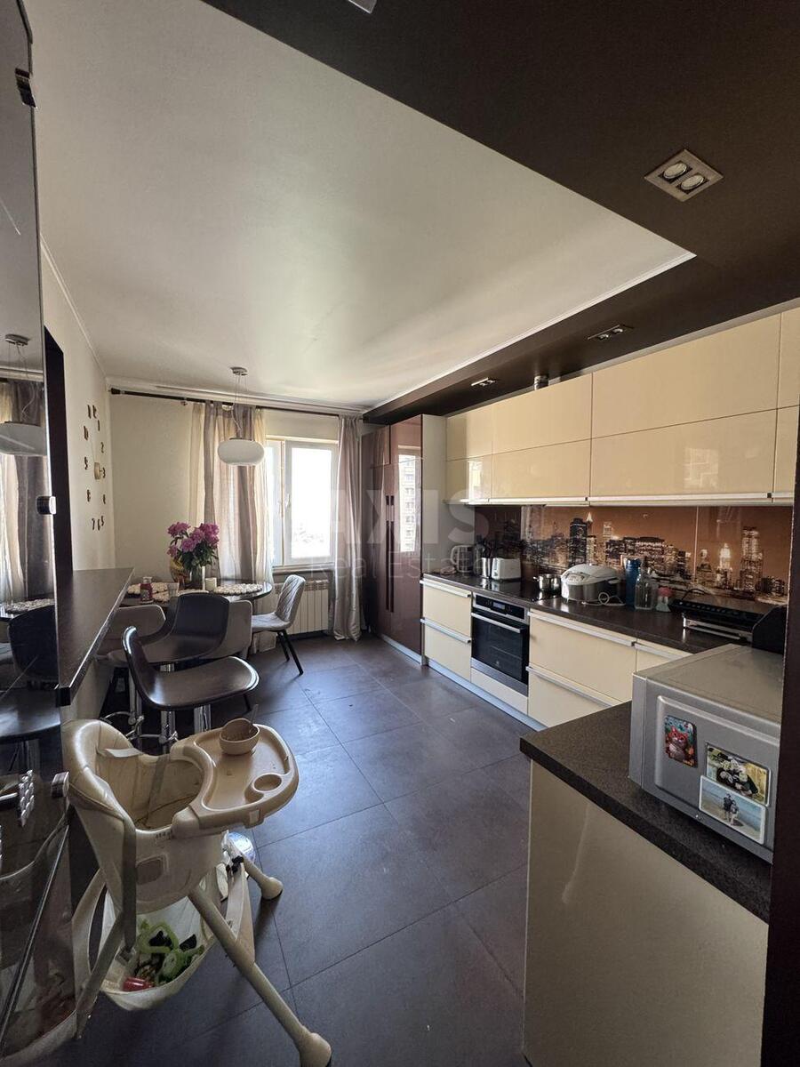 3k apartment pr-t Grygorenka Petra 1458820
