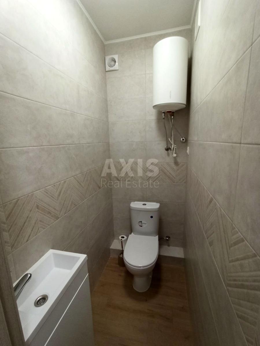 2к квартира ул. Александра Олеся 4Б633036