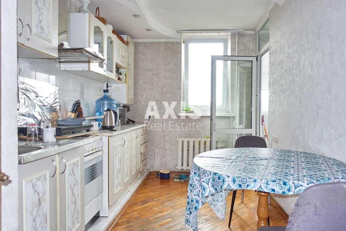 3k apartment pr-t Tychyny Pavla 20А