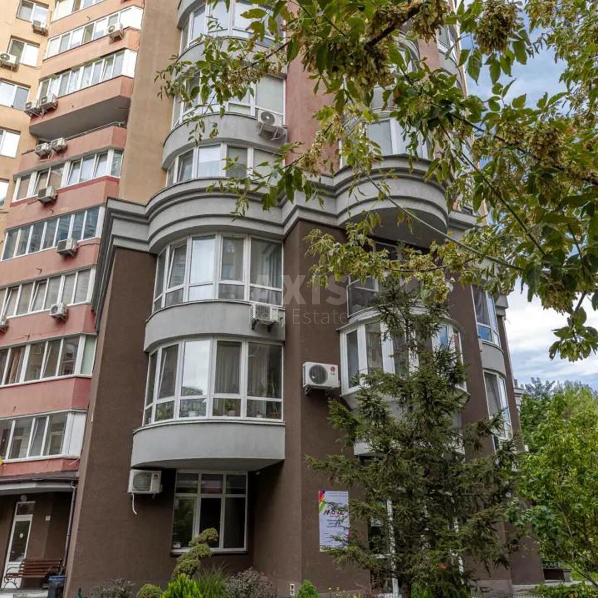 Офис ул. Юлии Здановской 58А, 173м2