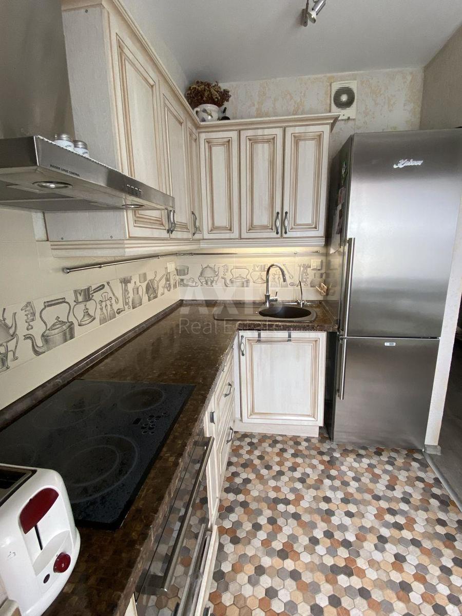 2к квартира ул. Лаврухина Николая 84