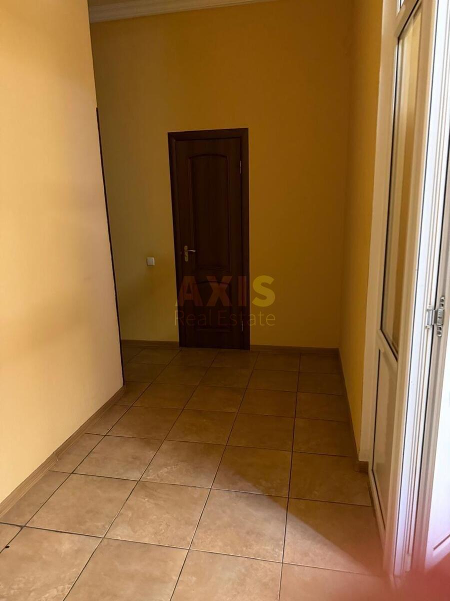 Office vul. Vasyl'chenka 3, 108m24
