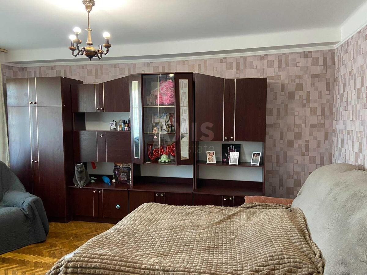 1k apartment vul. Entuziastiv 34