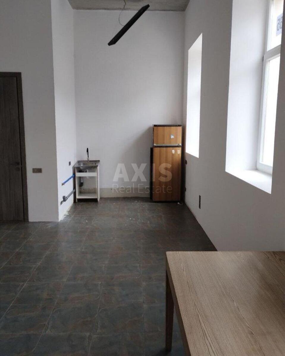 Офис ул. Кожемяцкая 20Б, 33м21