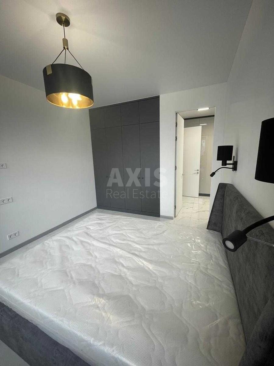 2k apartment prov. Novopechers'kyj 56