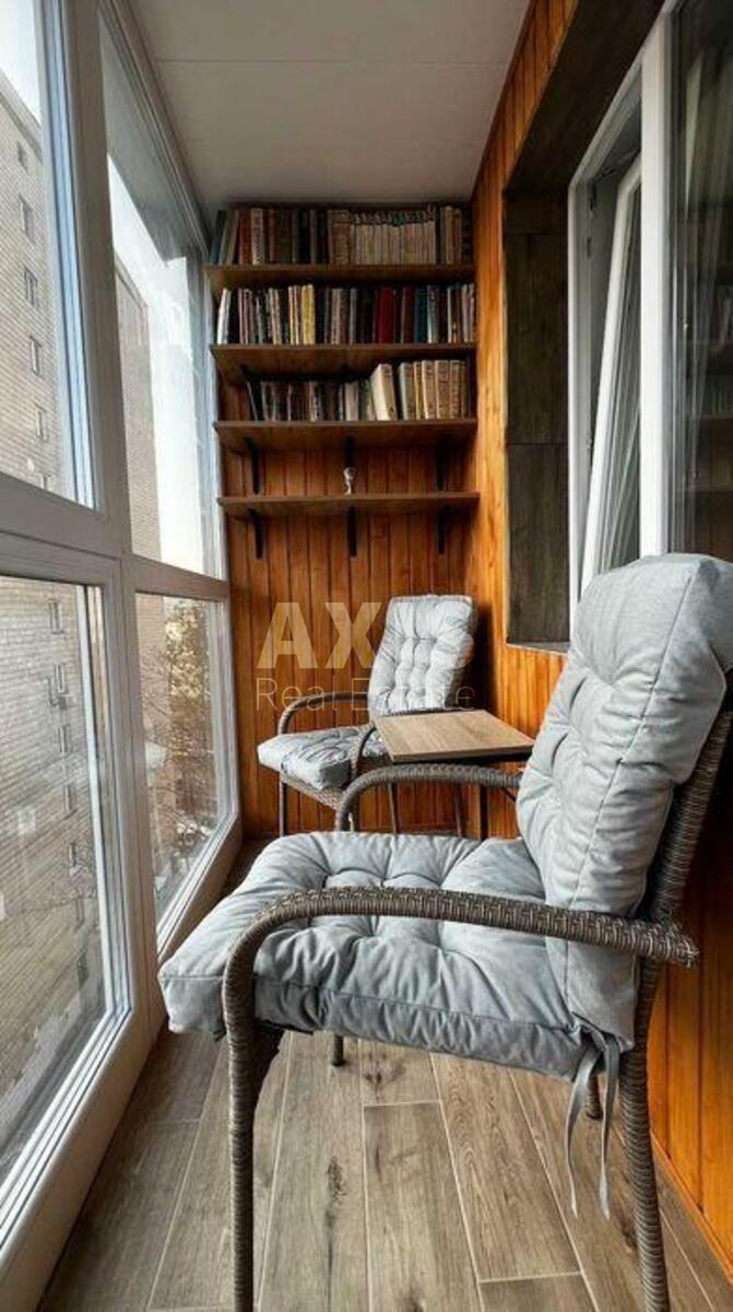 3k apartment vul. Kryvonosa Maksyma 712