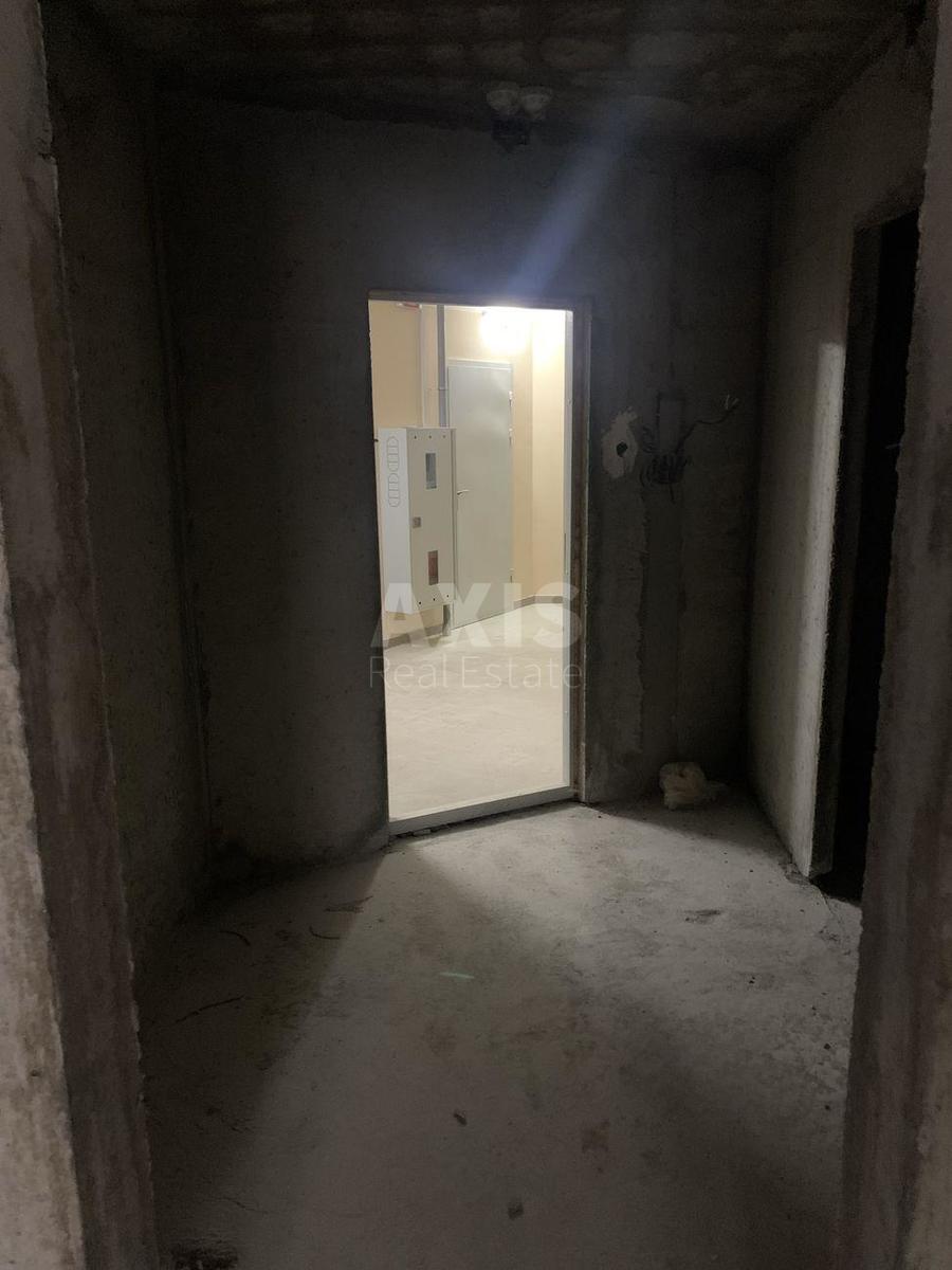 1k apartment pr-t Glushkova Akademika 60