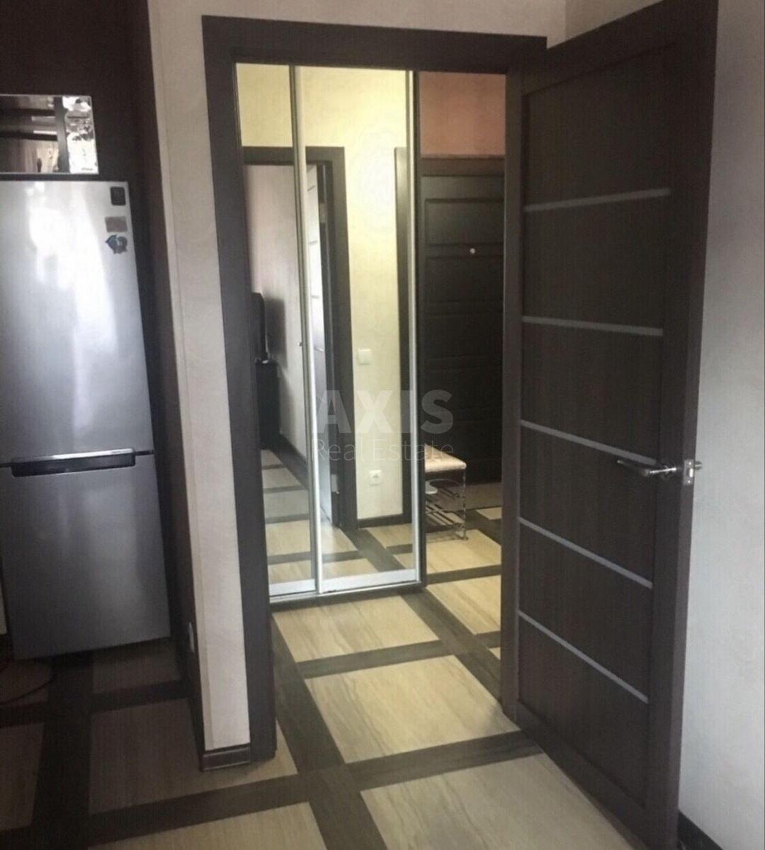 2k apartment vul. Lobanovs'kogo 150Г570106