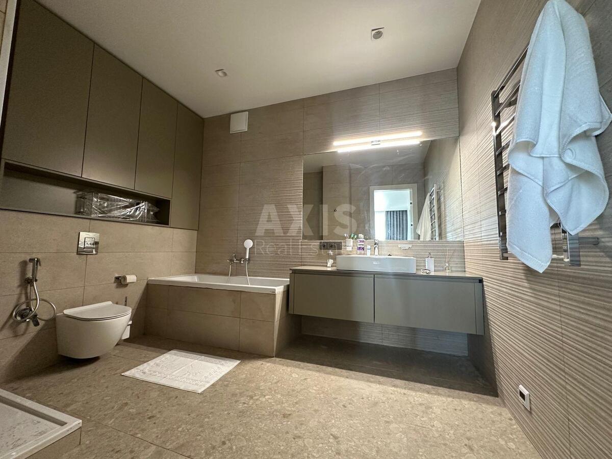 2k apartment vul. Antonovycha 118/192
