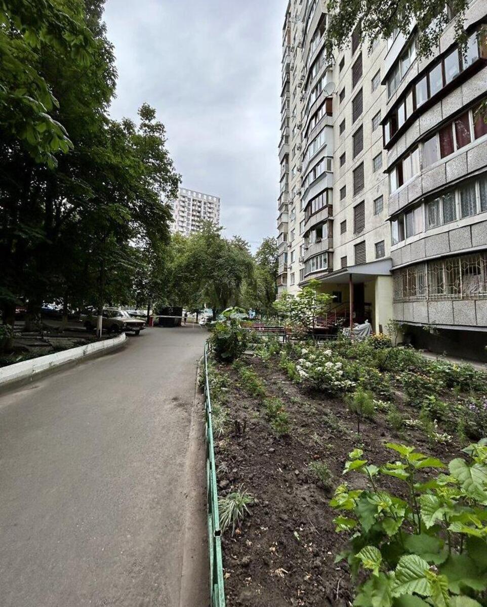 2k apartment vul. Patriarha Mstyslava Skrypnyka 9569609