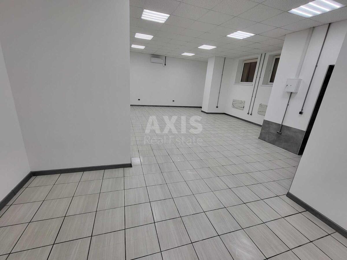 Trade object vul. Ahmatovoi' Anny 35, 58m2562852