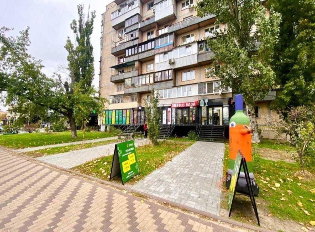 Объект торговли пр-т Тычины Павла 9, 77м20