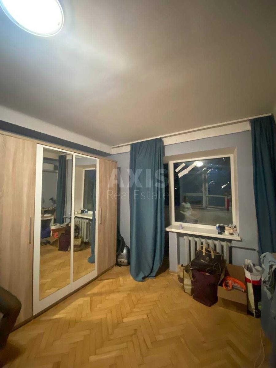 1k apartment nab. Rusanivs'ka 20