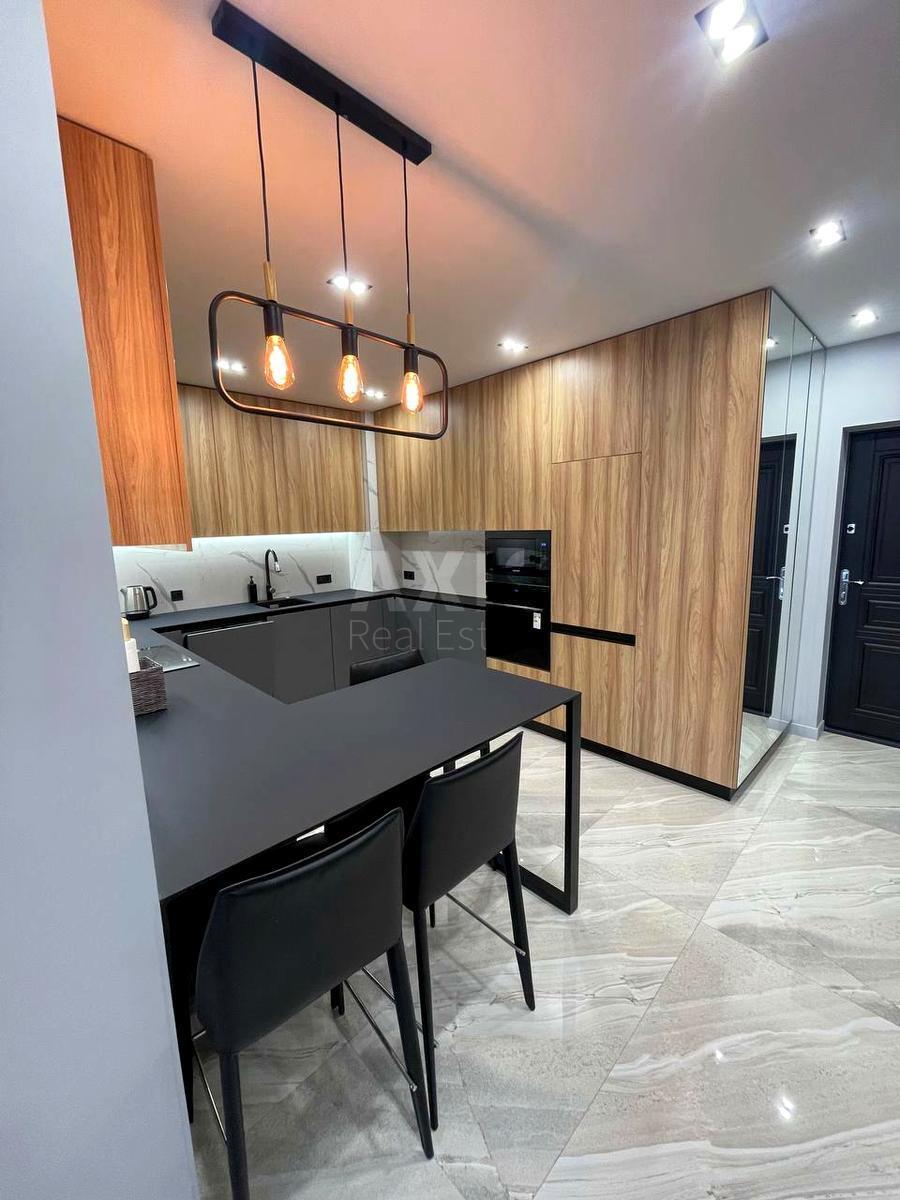 3k apartment vul. Antonovycha 109610030