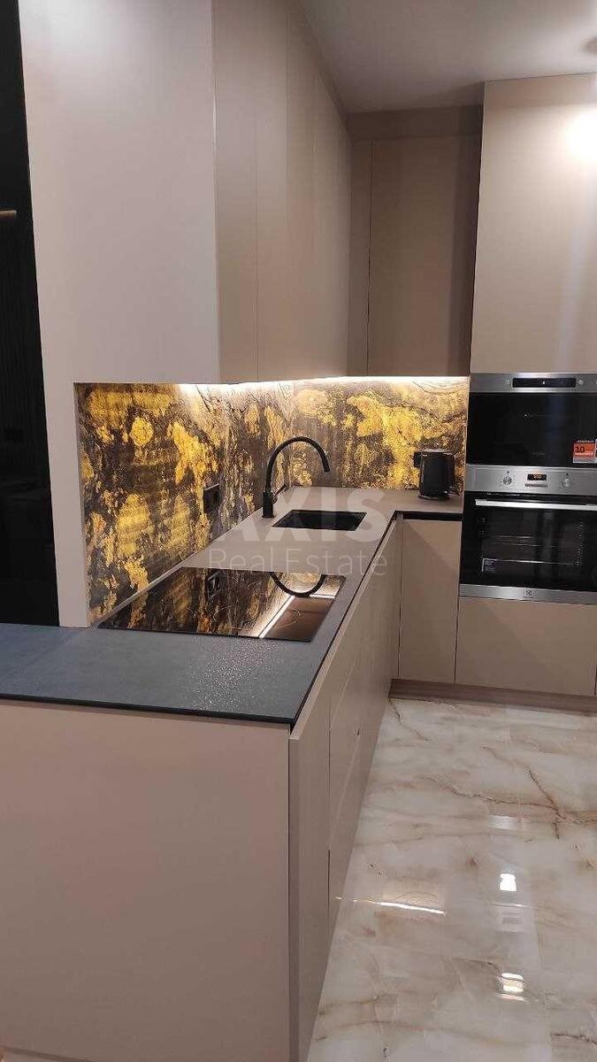 1k apartment vul. Saljutna 2Б567280