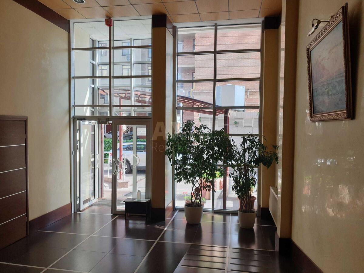 5k apartment vul. Hreshhatyk 27Б11
