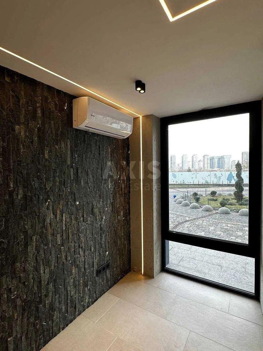 Office vul. Zarichna 1, 134m26