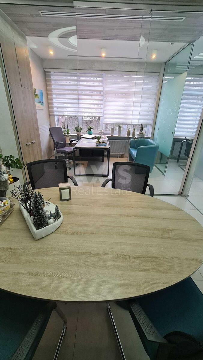 Office uzv. Klovs'kyj 7А, 56m2