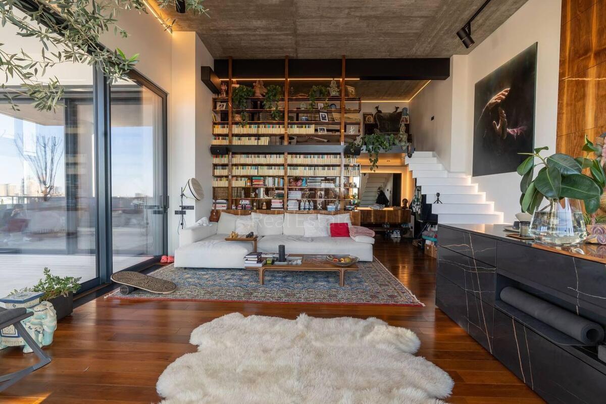5k apartment vul. Pan'kivs'ka 20/821