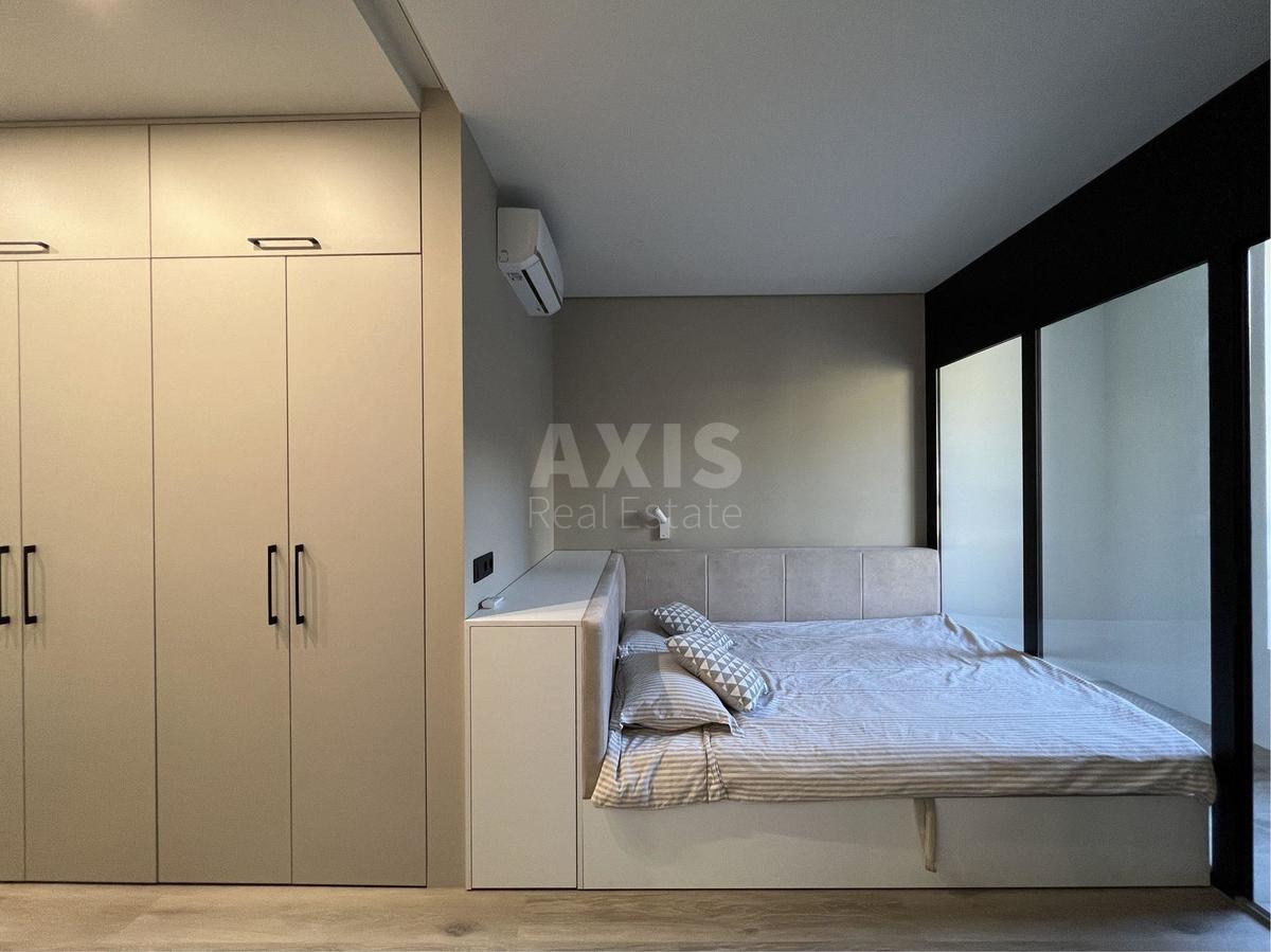 1k apartment prov. Novopechers'kyj 54