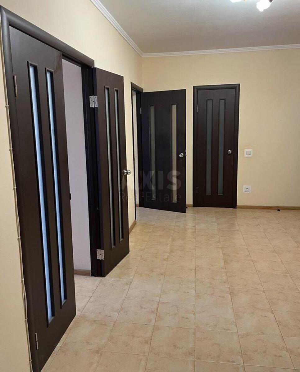 3к квартира ул. Хмельницкая 102