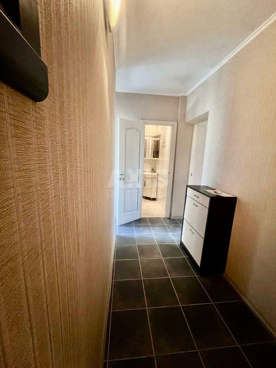 1k apartment vul. Jevgenija Harchenka 430