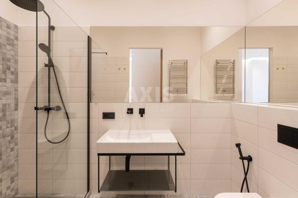 4k apartment vul. Antonovycha 175732615