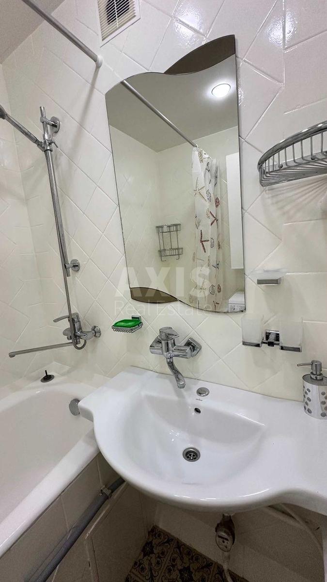 3k apartment vul. Verbyc'kogo Arhitektora 26Б6