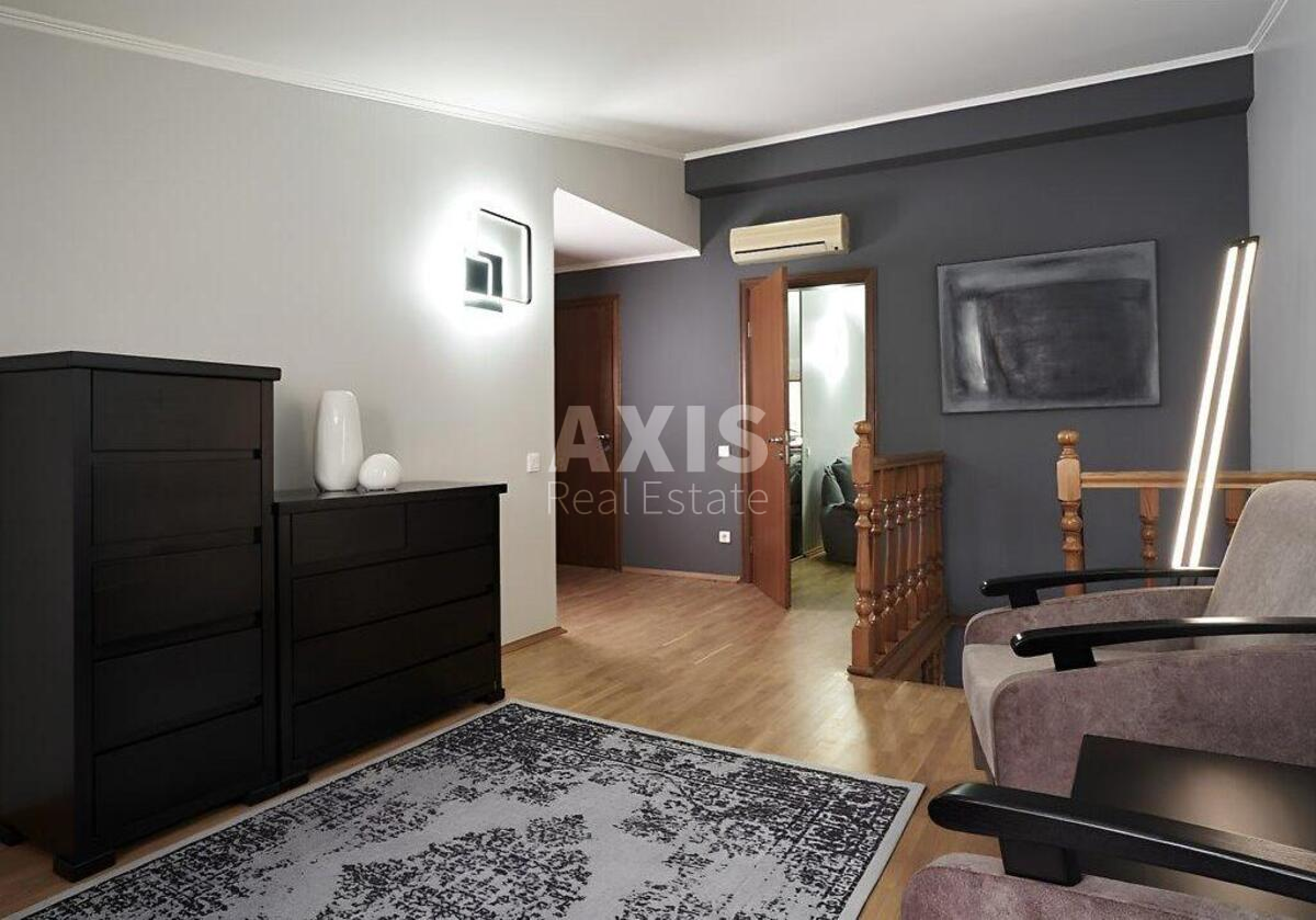 4k apartment vul. Jaroslaviv Val 2012