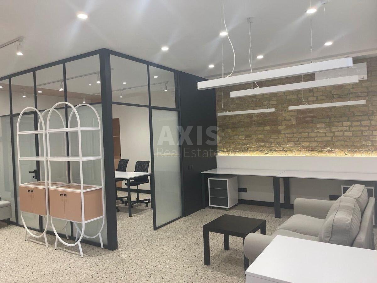 Office prov. Kozlovs'kogo Ivana 4, 48m20