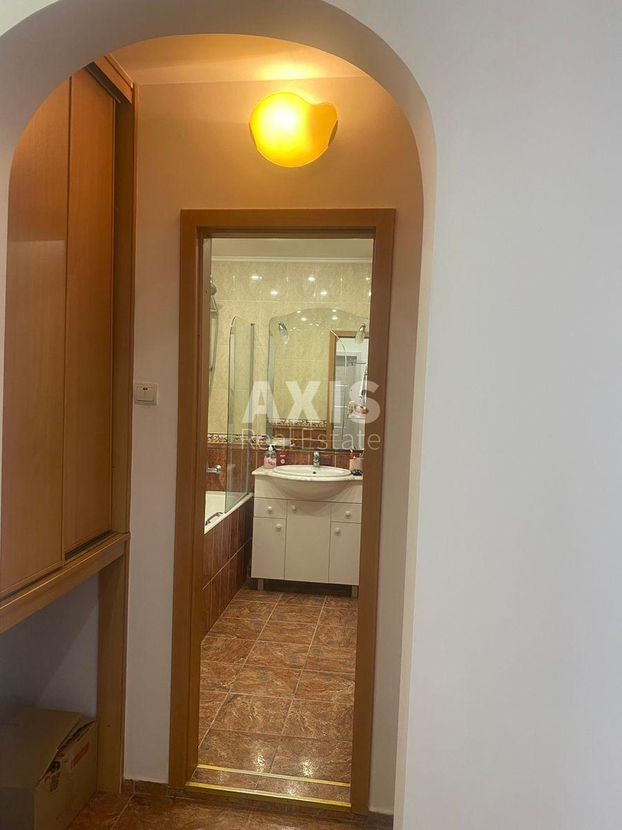 4k apartment vul. Myshugy Oleksandra 11580658