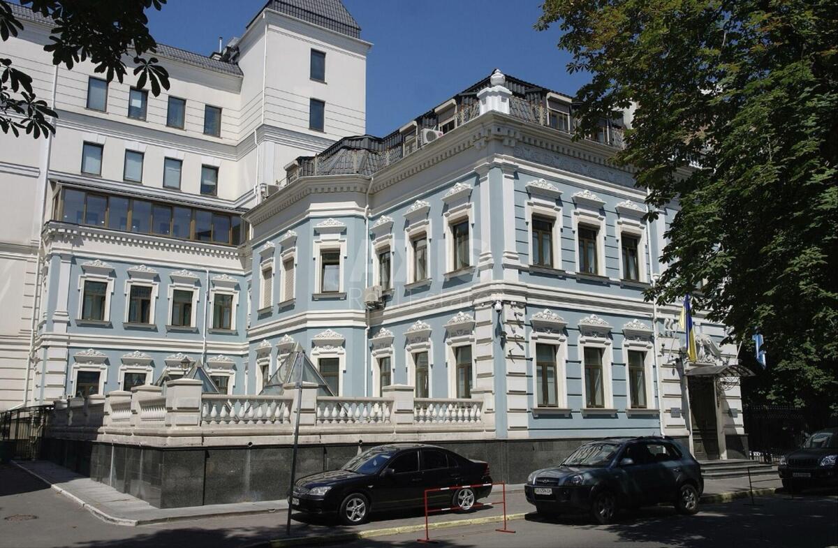 Об'єкт сервісу вул. Липська 17, 1500м2
