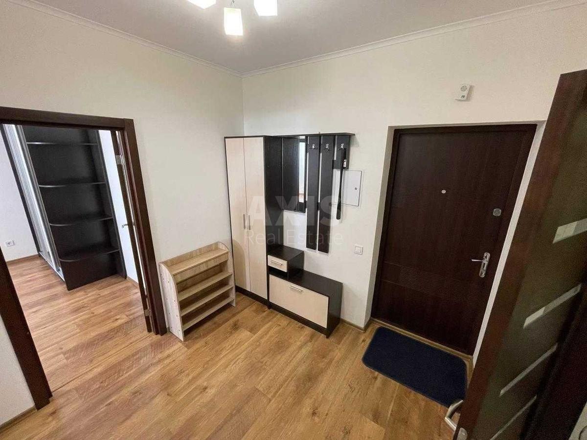 1k apartment vul. Oleny Pchilky 30