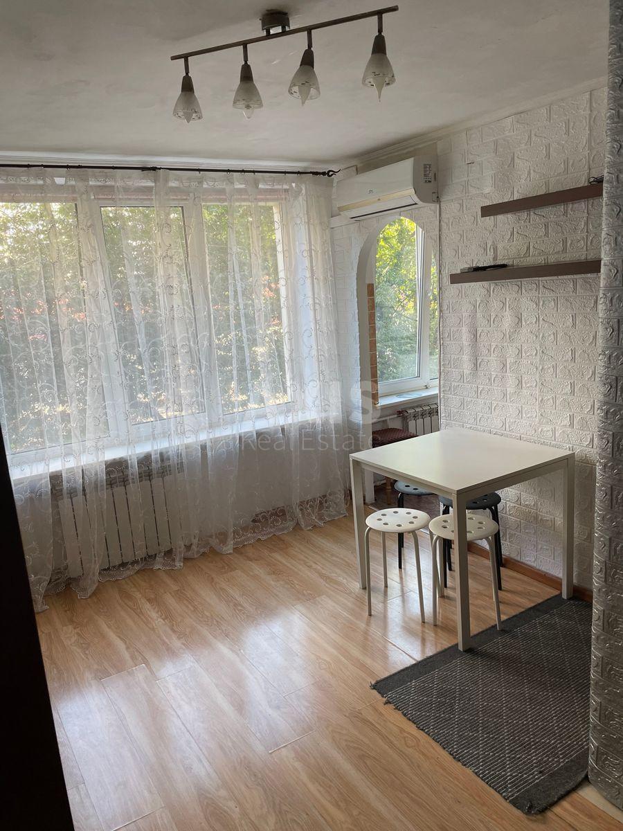 1k apartment vul. Radchenka Petra 27